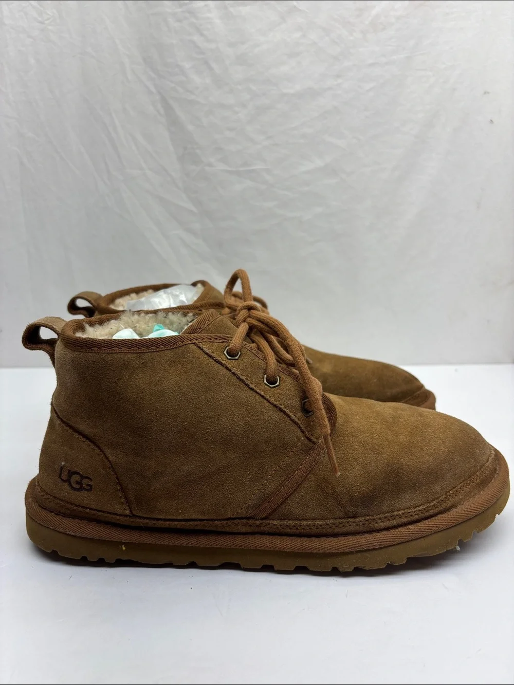UGG Men's Brown Suede Lace-Up Chukka Boots, SZ 9, box 3 G